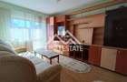 Apartament de vanzare cu 3 camere, decomandat - Valea Aurie - 1