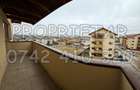 PROPRIETAR vand apartament 100 mp 2 camere cu mansarda + loc parcare  Sanpetru - 9