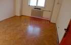 Vanzare apartament de 4 camere la Casa Poporului-stradal - 4