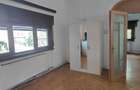 Primaverii (Aviatorilor),2 camere in vila ,etaj 2/P+2+M, - 9