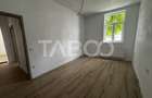 Apartament renovat complet la casa 3 camere 60 mpu Piata Cluj Sibiu - 10