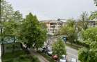 Apartament cu 4 camere de vânzare pe Strada Longinescu - 18