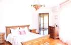Vila Jolie Ville,D+P+1+M,7 camere,4 bai,foisor,piscina,2 parcari curte, mob,util - 7