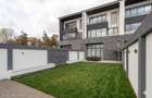 Iancu Nicolae - Vila high-end pe malul lacului, Gradina cu Ponton - 8