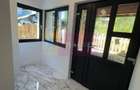 Casa de vanzare cu 2 apartamente in Azuga - 5