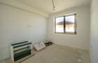 Vila alipita,finalizata, impecabil executata, teren 350mp, preechipare AC - 17