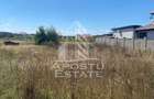 Teren 708 mp intre case - intrare Giarmata Vii - 1