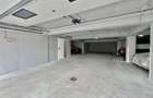 Apartament 3 camere - Grădină - Piscinǎ - 16