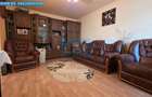 Apartament 3 camere, et. 1, Stomatologie - 1