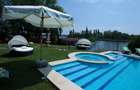 Viață la Superlativ – Vilă Spațioasă cu Piscină, Jacuzzi și Teren de Baschet - 3