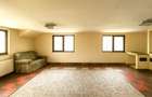 Casă modernă cu 2 apartamente în zona rezidențială Șelimbăr