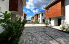 Ultima Casa in complex Residence 7 Otopeni , Odaile 295.000Euro  - 11