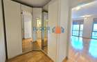 Elegant Multi-Level Home with 4 Bedrooms and Expansive Terraces in Green Lake - 16