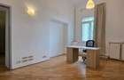 Armeneasca, etaj in vila / It/ Creatie/ Showroom - 1