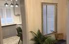 Proprietar, apartament LUX 3 camere decomandate Piata Balcescu etajul 1  - 11