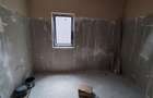 Duplex despartit prin C.T. - spatios -  5 camere - bucatarie inchisa - - 9