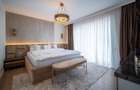 Vila Exclusivista cu 6 Dormitoare, Finisaje din Marmura si Curte mare - 14