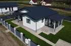 Casa cu 3 camere, 400mp, de vanzare in Miroslava-Ciurbesti - 1