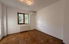 Vila spațioasă în Sisesti | 600 mp | 9 locuri de parcare | Teren 1500 mp - 24