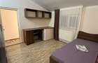 Apartament cu 3 camere  de vanzare  Tg Cucu - Podul de Fier, - 5