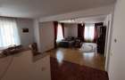 Apartament spatios de 3 camere, str. Bistritei - 9