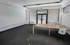 Spatii birouri/servicii - 46