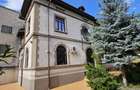 Vila interbelica renovata, amplasata in zona Cismigiu - 1