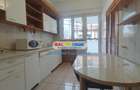 Vanzare apartament 3 camere -  Victoriei Str. Occidentului - 10