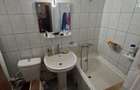 Apartament cu 2 camere decomandat, zona Nicolina - 9