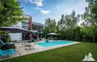 Vila premium cu 7 camere, de inchiriat cu piscina privata si terasa de 90 mp, si - 25