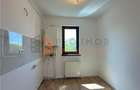 Apartament 2 camere cf 1 semidecomandat zona Crang - 5