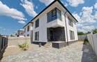 Vila lux, str Pădurii-Lebada, 5 camere, 3 bai, curent 380 kw, COMISION  0padurii - 1