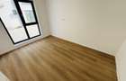 Apartament 3 camere si  CURTE mare, Otopeni 23 august - 10