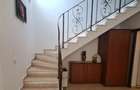 Otopeni Vanzare Vila  Duplex (4 camere )240 000eur - 4
