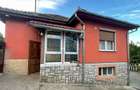 Casa 7 camere, teren 590 mp in Calnic - 2