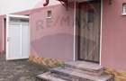 Casă / Vilă Moeciu de Sus, zona pitoreasca, 5 camere, pret deosebit - 7