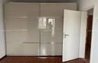 SEBASTIAN PARC DECOMANDAT bloc 1987 doua bai 74Mp loc parcare ADP - 3
