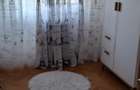 Apartament 3 camere central, etajul 3/3, decomandat cu CT. - 1