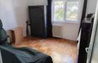 Vând apartament  2 camere - 3