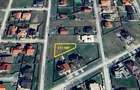 Parcela la asfalt cu zona verde mare in fata parcelei. 0% Comision prin Poremo I - 1