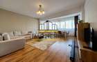 2 camere+parcare-0% comision-200 m metrou-550 m parc-33 mpu Living - 1