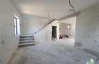 Duplex 8 camere cu doua intrari separate curte comuna Navodari - 14