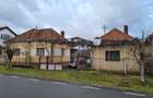 Se vinde casa la tara  - 1