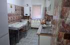 Apartament 3 camere, decomandat, Lipovei