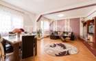 Apartament foarte spatios 3 camere balcon zona Cedonia - 2
