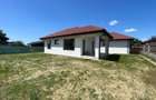 Duplex 4 camere  3 dormitoare | Curte amenajata | Mosnita-Noua - 1