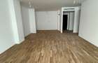 PROPIETAR apartament spatios 2 camere cu vedere deschisa catre piscina si Padure - 10