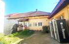 Casa Calea Severinului -la 500 m de Piața centrală - 2