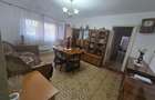 Apartament cu trei camere parter - 1