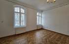 Birou superb renovat in Centrul Istoric Brasov - 1